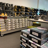 Number one shoe warehouse mt wellington clearance