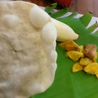 Снимок сделан в Kerala Kitchen Restaurant пользователем Christina A. 6/12/2015