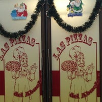 Photo taken at Las Pizzas Del Abuelo by Sandra V. on 12/23/2012