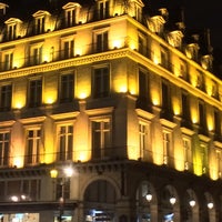 Снимок сделан в Hôtel Louvre Rivoli пользователем Pamala Y 4/23/2014