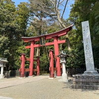 Photo taken at Yahiko Shrine by Youki S. on 4/1/2024