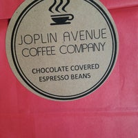 12/29/2012에 Kerri B.님이 Joplin Avenue Coffee Company에서 찍은 사진