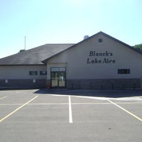 Das Foto wurde bei Blanck&amp;#39;s Lake Aire Supper Club von Blanck&amp;#39;s Lake Aire Supper Club am 6/15/2015 aufgenommen