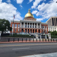 รูปภาพถ่ายที่ Massachusetts State House โดย Fateme N. เมื่อ 8/11/2023