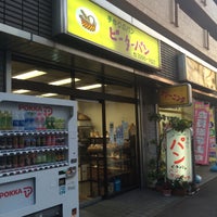 Photo taken at ピーターパン 田柄店 by Kanon on 10/3/2015