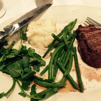 Photo taken at Morton&amp;#39;s The Steakhouse by Heejin K. on 12/14/2014