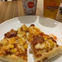 Photo taken at Pizza Hut by Paulo F. on 9/22/2019