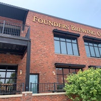 7/24/2023にJoJo J.がFounders Brewing Co.で撮った写真