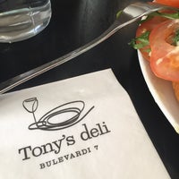 Photo taken at Tony’s deli by Anssi J. on 5/11/2017