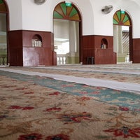 Photo taken at Masjid Omar Kampung Melaka (Mosque) by Ghazali R. on 6/3/2018