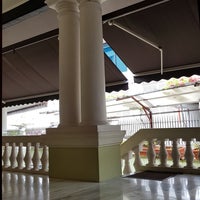 Photo taken at Masjid Omar Kampung Melaka (Mosque) by Ghazali R. on 5/6/2018