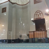 Photo taken at Masjid Al-Istiqamah (Mosque) by Ghazali R. on 6/8/2017