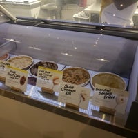 Foto tomada en Jeni&amp;#39;s Splendid Ice Creams  por Dixie el 1/7/2022
