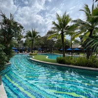 Foto tomada en Holiday Inn Resort  por Shafiq Z. el 11/11/2022