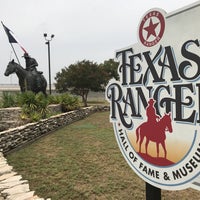 Снимок сделан в Texas Ranger Hall of Fame and Museum пользователем Jim W. 8/12/2018