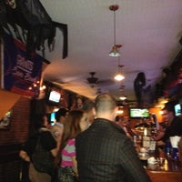 รูปภาพถ่ายที่ Liam&amp;#39;s Pub &amp;amp; Restaurant โดย ZarifaMG เมื่อ 10/19/2012