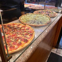 Foto scattata a Pizzelle di North Beach da Gregory K. il 2/9/2020