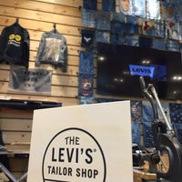 Photo taken at Levi&amp;#39;s Store by Luca DL on 2/23/2018