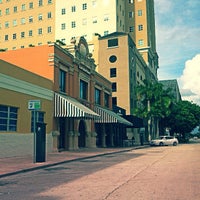 Globe Cafe & Bar (Now Closed) - Coral Gables Section - Coral Gables, FL