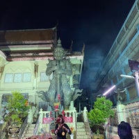 Photo taken at Wat Suttharam by Cherparn on 11/18/2022