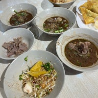 Photo taken at Kin Tiew Kan Noodle by Cherparn on 5/27/2022