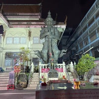 Photo taken at Wat Suttharam by Cherparn on 6/18/2023