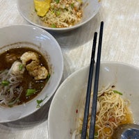 Photo taken at Kin Tiew Kan Noodle by Cherparn on 12/21/2023