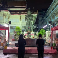 Photo taken at Wat Suttharam by Cherparn on 9/8/2022