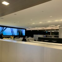 Photo taken at Air New Zealand Koru Lounge by Kesarin V. on 11/9/2019
