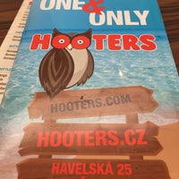 Photo taken at Hooters by Banu T. on 4/28/2018