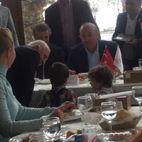 Photo prise au Kolcuoğlu Restaurant par Seda S. le4/13/2017