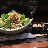 Foto tomada en Irifune Restaurant Japonés  por Sonia H. el 10/27/2017