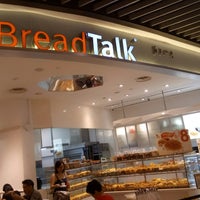 Photo taken at BreadTalk / Toast Box by Emma S. on 7/6/2018