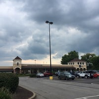 Photo taken at Grove City Premium Outlets by Raed on 8/14/2018