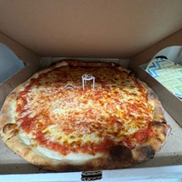 Foto tirada no(a) Joe&amp;#39;s Pizza por Glenn D. em 4/23/2024