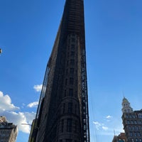 Flatiron Building Flatiron District 937人の訪問者 から 136個のtips 件