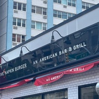 7/30/2021 tarihinde Glenn D.ziyaretçi tarafından 5 Napkin Burger'de çekilen fotoğraf