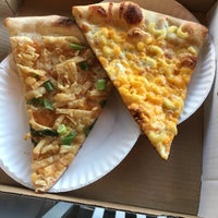 5/6/2017にAndrea M.がIan&amp;#39;s Pizzaで撮った写真