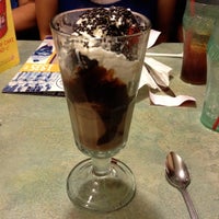 Photo taken at Friendly&amp;#39;s by Marisa R. on 9/6/2014