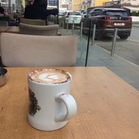 รูปภาพถ่ายที่ Caffe Pascucci โดย Özgürlük⛺️ เมื่อ 1/11/2018