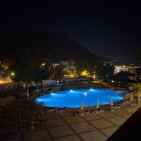 Das Foto wurde bei Martı La Perla Hotel von TC Ercüment Ç. am 9/7/2022 aufgenommen
