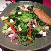 4/10/2017에 بو شهد ا.님이 Salad Boutique에서 찍은 사진