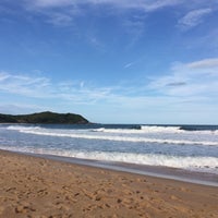 Photo taken at Praia da Silveira by Luli O. on 3/11/2017