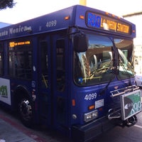 Photo taken at Santa Monica Big Blue Bus Line 1 by Sherri W. on 3/18/2014
