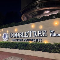 Photo taken at DoubleTree by Hilton Bangkok Ploenchit by K M. on 5/4/2023