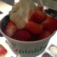 Photo taken at Pinkberry by Peter S. on 11/27/2013