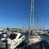 Foto diambil di Cup of Joe oleh Verginia D. pada 5/27/2019