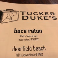 10/4/2019 tarihinde Kasey B.ziyaretçi tarafından Tucker Duke&amp;#39;s Lunchbox Boca Raton'de çekilen fotoğraf