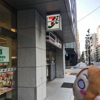 Photo taken at 7-Eleven by 折口 on 5/5/2018