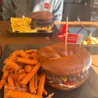 Photo taken at Lucky 7 Burgers &amp;amp; More by Ziyad A. on 4/27/2024